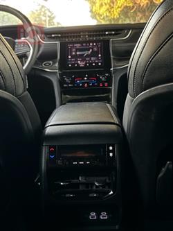 Jeep Grand Cherokee L